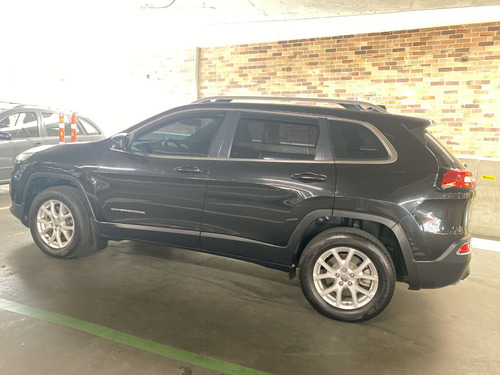 Imagen 7 de 25 de Jeep Cherokee Limited 3.2 2016