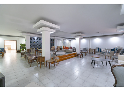 Venta De Edificio Industrial En La Yaguara - Excelente Ubicación