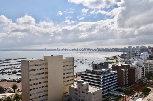 Apartamento En Venta Puerto Punta Del Este 