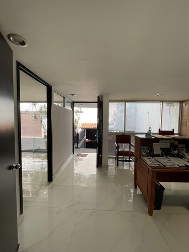 Casa Para Oficinas Con Uso De Suelo S