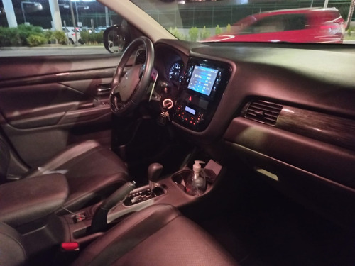 Imagem 7 de 7 de Mitsubishi Outlander - 2015/2016 2.0 16v Gasolina 4p