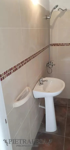 Apartamento En Venta 2 Dormitorios, 2 Baños, Terraza- Cerro Largo- Centro