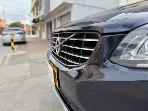 Volvo XC60 2.0 T5 Awd Summum