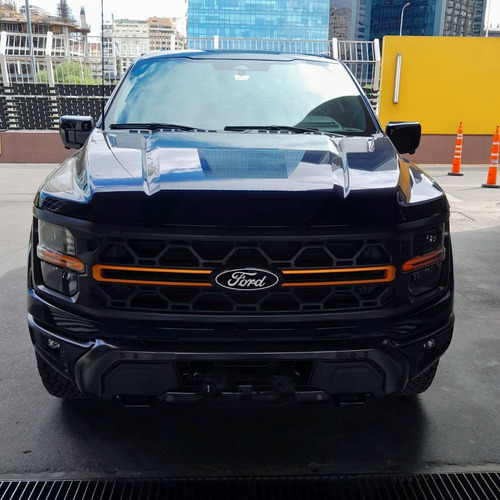 Ford F-150 5.0L V8 Tremor 4X4 At