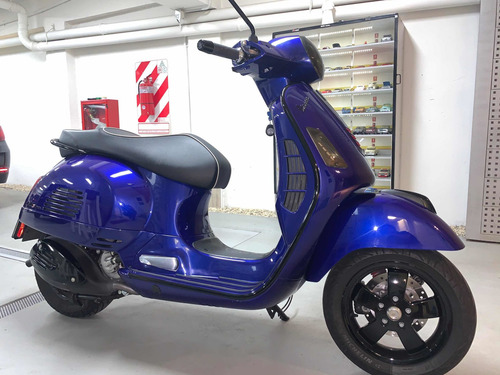 Vespa Gts 300