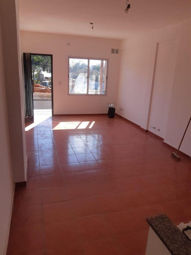 Imagen 5 de 10 de Venta. Departamento 2 Ambientes Con Cochera - Jose C. Paz
