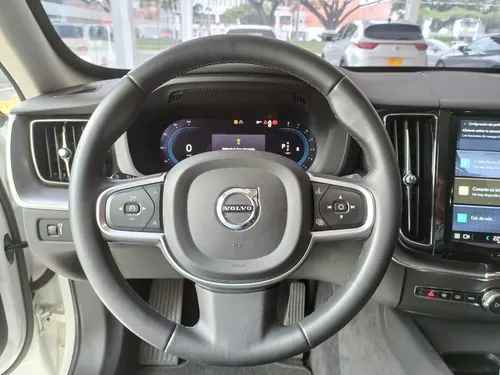 Volvo XC60 2.0 T5 Awd Momentum
