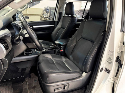 Toyota Hilux 2.8 D-4D TURBO CD SRV 4X4