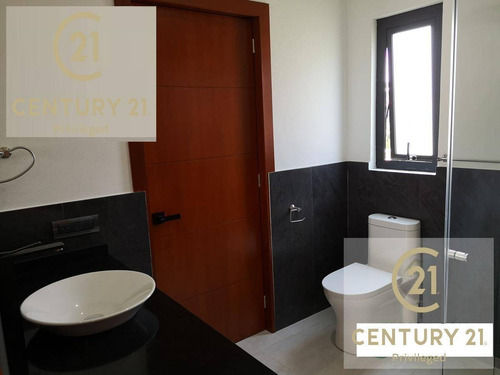 Imagen 8 de 26 de Venta De Casa En Rincón Los Encinos, Lerma Amomolulco, Estado De México.