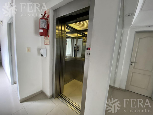 Imagen 3 de 11 de Venta De Departamento De 2 Ambientes Con Balcón En Villa Dominico (28075)