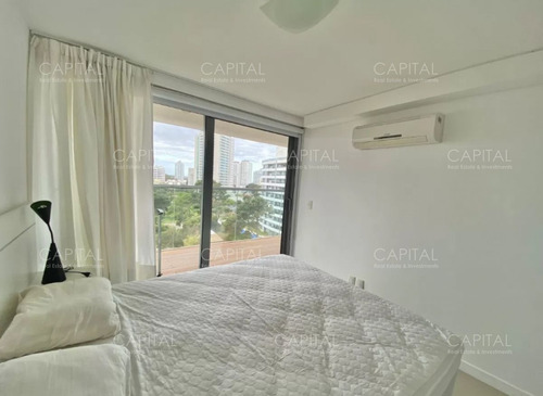 Imagen 10 de 13 de Venta De Apartamento De 1 Dormitorios Playa Brava, Punta Del Este