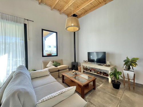 Casa En Venta En El Barrio Santa Ana | Villa Nueva | Tigre