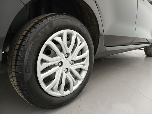 Fiat Cronos 1.3 FIREFLY FLEX DRIVE MANUAL