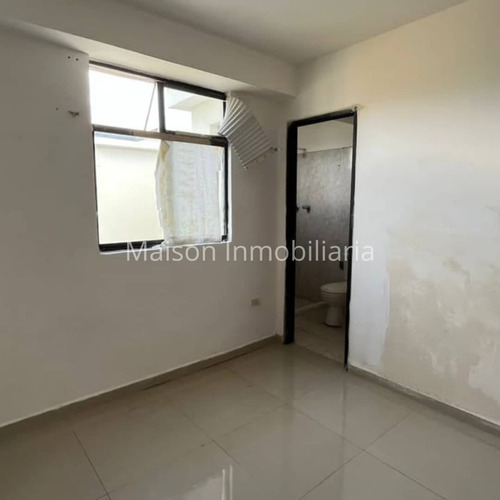 Imagen 6 de 10 de Se Vende Apartamento En Urbanización Las Carolinas Turmero Edo Aragua