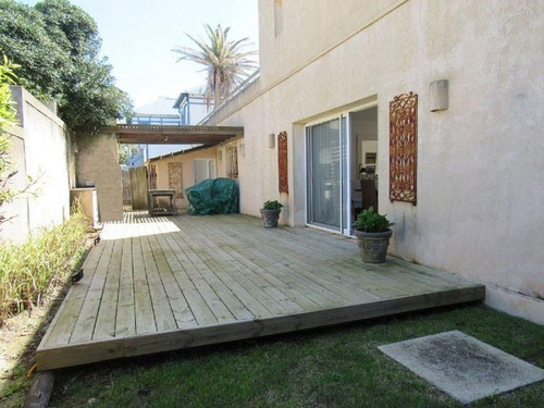 Casa En Alquiler Por Temporada De 4 Dormitorios En Peninsula