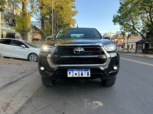 Imagen 4 de 24 de Toyota Hilux Srx Aut 4x4 2021 L/nueva 204cv 27.000km Serv Of