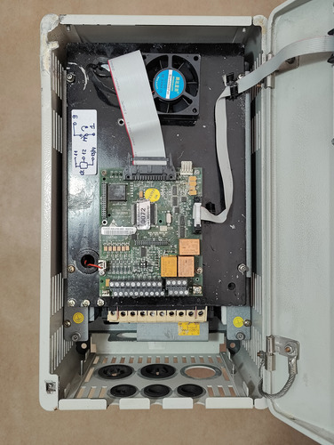 Inversor De Frequência 25cv 380v 36a Weg Cfw090030t3848psz (Usado)