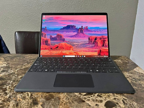 Microsoft Surface Pro 9 I7 512gb Ssd 16gb Ram Táctil (Usado)