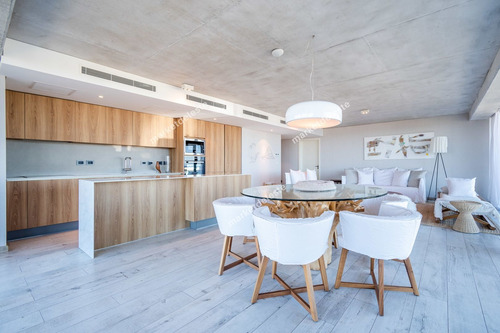 Surfside - 3 Suite + Den