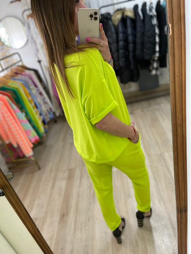 Conjunto Pantalon + Remera Colores The Big Shop