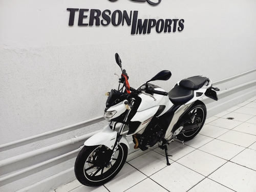 Imagem 4 de 8 de Yamaha Fz25 Fazer Branco 2017/2018