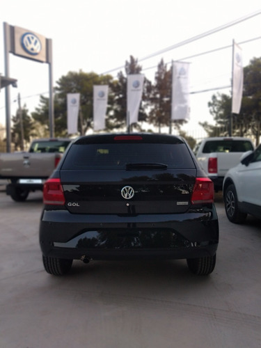 Imagen 4 de 14 de Volkswagen Gol Trend 1.6 Mt Trendline 101cv 2021