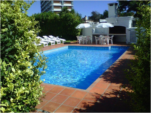 Imagen 13 de 17 de Apartamento En Brava, 1 Dormitorios *