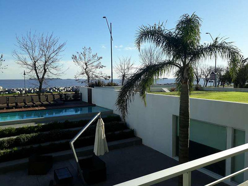 Venta Apartamento En Colonia Sobre Rambla Con Vista Al Río