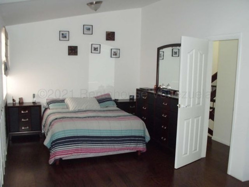 Imagen 11 de 15 de Townhouse En Venta 21-14563 Yubelys Martínez Rent-a-house