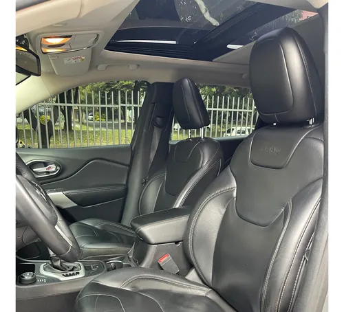 Jeep Cherokee 3.2 Longitude