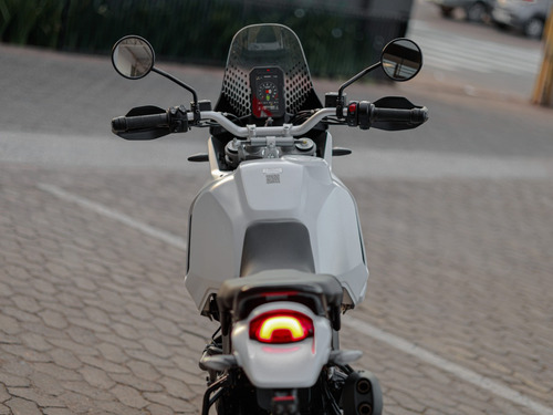 Ducati Desert-x 2023