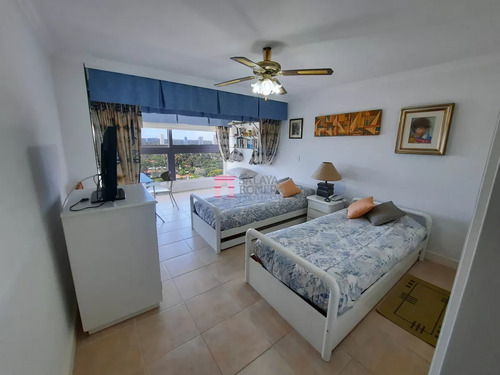 En Venta Penthouse En Playa Mansa Reciclado Punta Del Este