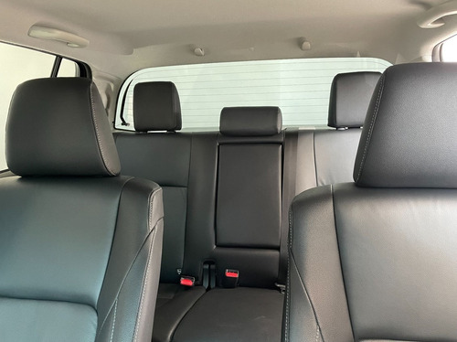 Imagem 8 de 15 de Toyota Hilux 2.8 Srv 4x4 Cd 16v