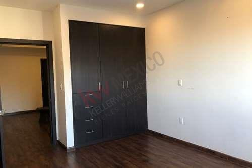 Imagen 13 de 25 de Última Oportunidad De Vivir En Nivel 10 Amplio Y Equipado Departamento En Venta En Zona Exclusiva.