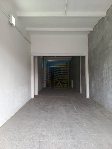 Catia Local En Alquiler (ld)