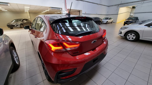 Imagen 4 de 17 de Chevrolet Cruze 5p Automático Rs 2022 0km