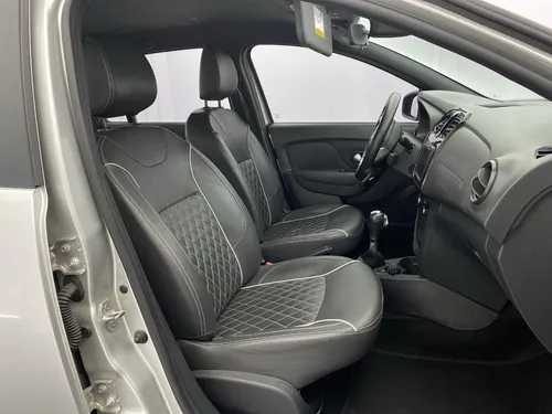 Renault Logan 1.6 Privilege / Intens