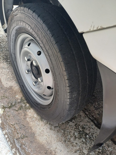 Kia Bongo 2.5 Std 4x2 Rs Turbo S/ Carroceria 2p