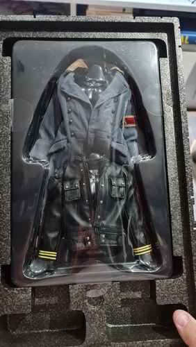 Exterminador Futuro Marcus John Connor Terminator Hot Toys