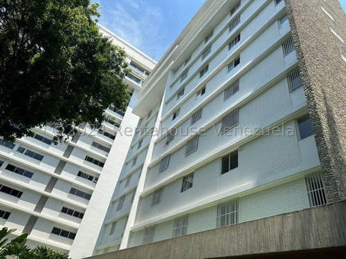 Con Potencial Para Remodelar Apartamento En Venta En Las Mercedes 