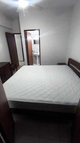 Alquiler Apartamento En El Bosque, Residencias Vista Al Bosque, Valencia. Amoblado. Lm.p