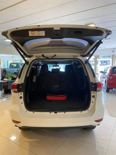 Toyota SW4 2.8 Srx 177cv 4x4 7as At