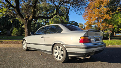 BMW Serie 3 2.8 328i A