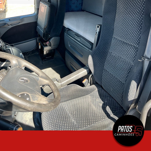 Imagem 11 de 19 de Mercedes Benz Actros 2546 6x2