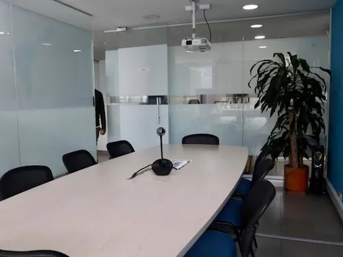 Oficinas En Arriendo Lago Gaitan 90-73079