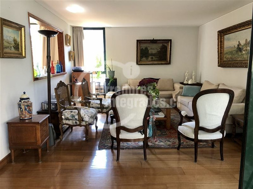 Imagen 5 de 30 de Departamento En Venta De 4 Dorm. En Vitacura