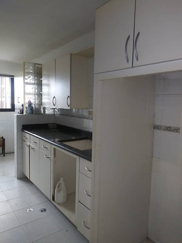 Imagen 5 de 14 de En Venta Apartamento Edif Diana Park El Retiro Casavenezia.br