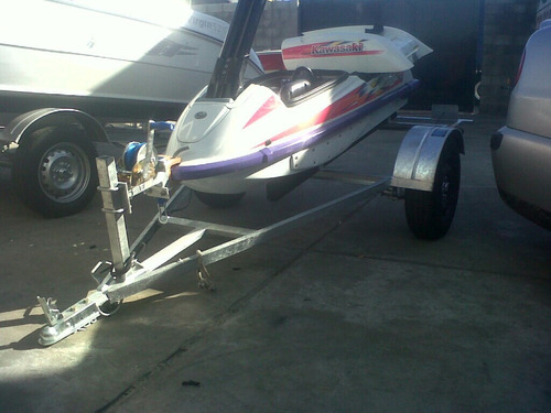 Imagen 10 de 19 de Trailer Homologado Para Moto De Agua Con Rolos. Galvanizado