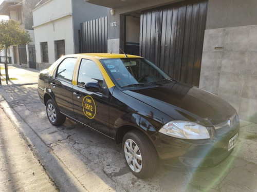 Imagen 3 de 4 de Fiat Siena 2015 1.4 El Pack Attractive My 2015