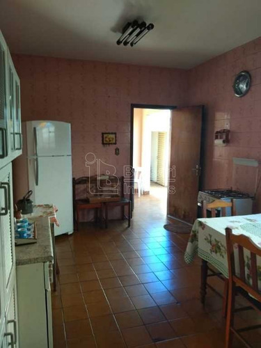 Imagem 6 de 6 de Venda De Casas / Padrão Na Cidade De Araraquara 9903
